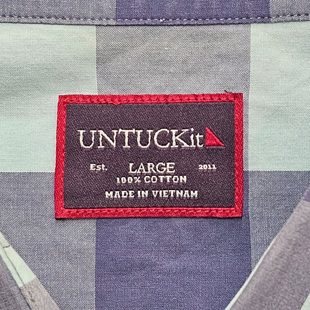 UNTUCKit Short Sleeve Button Down L - Picture 4 of 6